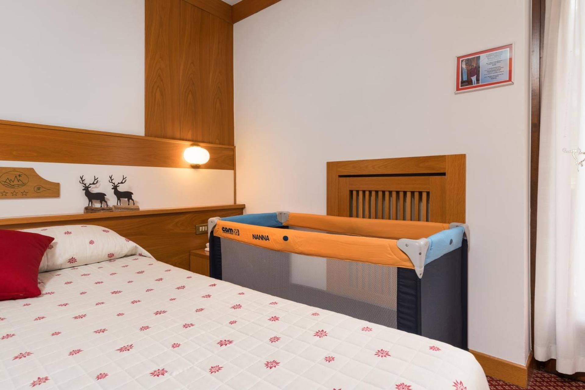 Hotel Bellavista Pinzolo Exteriör bild